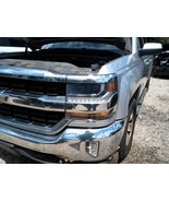 Driver Headlight Classic Style Fits 16-19 SILVERADO 1500 PICKUP 104848318 - €755,91 EUR