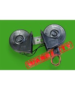 2002-2005 ford thunderbird tbird HORNS high low tone pair 2 OEM - $108.27 CAD