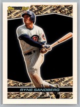 1993 Topps #17 Ryne Sandberg Black Gold Card - £0.86 GBP