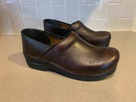 Women&#39;s Dansko Brown Stapled Professional Clogs 41 EUR US Size 11 Medium width - £30.29 GBP