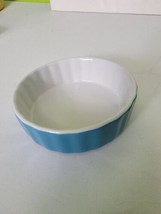 Housewares International Mini Circle Fluted Baking Dish Blue White - £27.78 GBP