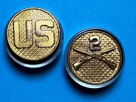 CIRCA 1926-1937, U.S. AND 2nd INFANTRY REGIMENT, COLLAR DISKS TYPE II - €12,96 EUR