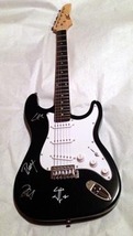 METALLICA  signed AUTOGRAPHED  new  GUITAR  * proof - £790.07 GBP