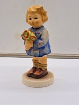 1967 Hummel Figurine 239A Girl With Nosegay 3.5 Inch Tall - £7.92 GBP