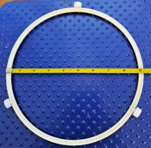 9 1/8&quot; W MICROWAVE ROLLER WHEEL 5/8&quot; H TURNTABLE SUPPORT USED - $19.59