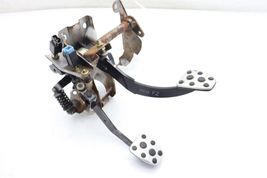 02-05 SUBARU IMPREZA WRX 5MT MANUAL CLUTCH & BRAKE PEDAL E3089 image 2