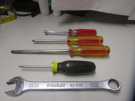 STANLEY 86-838 11/16&quot; COMBINATION WRENCH Nut Driver 3 Screwdrivers - $11.39