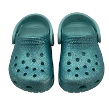Crocs Kids Unisex Classic Platform Glitter Clog Pure Water Blue Child C5... - $320.39 MXN