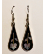 Mexican Alpaca Mother of Pearl Inlay Black Flowers Pierced Dangle Earrings - $555.79 MXN