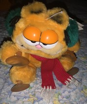 Vintage 1981 Dakin Garfield Cat Plush Suction Cup Window Wall Hang On Stuffed 6&quot; - £21.98 GBP