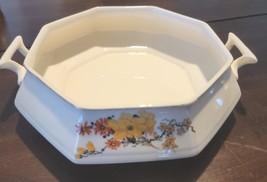 S. P. Co   S----V  Sebring , O Covered Casserole Dish Serving  Gold Trim - $58.45 MXN