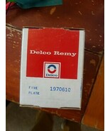 NEW NOS GM GMC AC Delco Plate Retainer Bracket Tri Triangle # 1970610 - $279.35 MXN