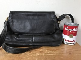 Vintage Tignanello Black Leather Bucket Saddle Fold Over Flap Shoulder Bag Purse - £76.51 GBP