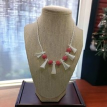 Vintage Shell and Coral beaded necklace, 16&quot; length - £50.35 GBP