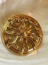Estate Monet Signed Goldtone Cut-Out Circle with Swirly Abstract Sun Pin Brooch - £16.13 GBP