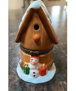 New Ceramic Hinged Trinket Box Snowman house - $326.18 MXN