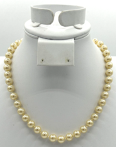 Vintage Monet Faux Pearl Choker Necklace 15&quot; SKU PB73 - £11.98 GBP