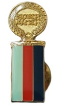 Trophy  Pin Badge - $79.38 MXN
