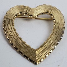 Vintage Estate Brooch Heart 1.25 Inch - $11.30