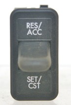 A06-37217-055 Freightliner Cruise Control Switch Used OEM 8590 - £19.28 GBP