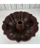 Nordic Ware Bundt Pan 10 Cup Classic Cast Aluminum Nonstick Vintage USA ... - $266.64 MXN
