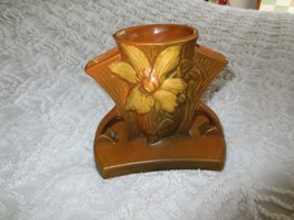 1944 ROSEVILLE CLEMATIS Pottery BROWN VASE (192-5) - 5 1/4&quot;T x 6&quot;W x3 1/... - £29.76 GBP