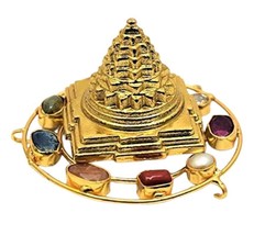 Sri Laxmi Yantra mit Neun-Planeten-Edelstein-Sri-Chakra für... - $36.32