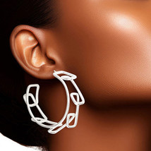 Hoop 14k White Gold Medium Geo Wire Earrings for Women - $693.77 MXN