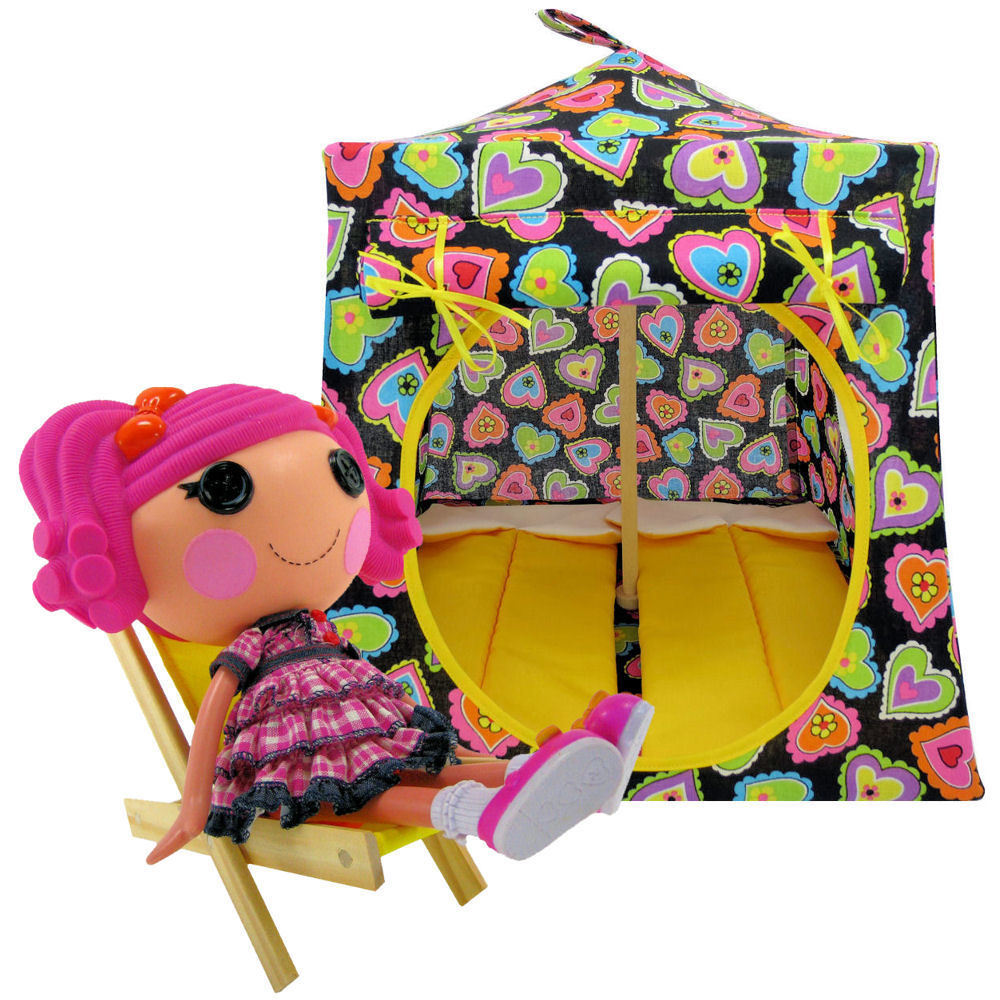 Black Toy Pop Up Doll, Stuffed Animal Tent, 2 Sleeping Bags, Heart Print Fabric - £19.94 GBP