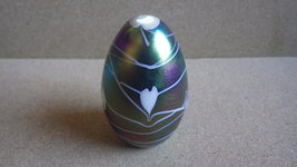 VINTAGE STUDIO ART GLASS IRIDESCENT HANGING HEARTS EGG SHAPED PAPERWEIGHT - $50.00