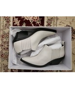 Via Spiga V-Farly Bone Pebbled Leather 8 M Women&#39;s Boots - New! - $952.98 MXN