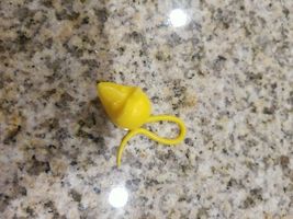 MOUSE TRAP GAME 1963 by Ideal Replacement Parts Pieces- yellow mouse - €5,09 EUR