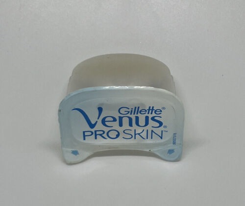 Gillette Venus Pro Skin Cartridge - New - $4.01
