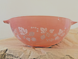 Vintage Pyrex Pink Gooseberry Cinderella #444 Nesting Mixing Bowl 4 qt Kitchen - £65.92 GBP