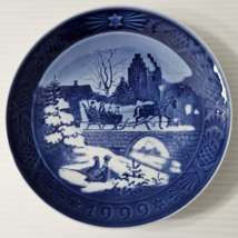 Royal Copenhagen Collectible Christmas Plate 1999 &quot;The Sleigh Ride&quot; - £41.56 GBP
