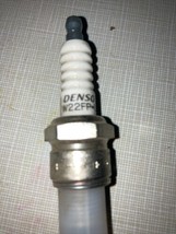DENSO STANDARD Spark Plugs W22FPU 4021 Set of 4 - $14.49