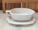 Vintage Pfaltzgraff White Heritage Gravy Boat With Underplate #433 Farmh... - £16.58 GBP