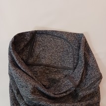 Lululemon Women's Gray Inside Pocket Leggings Measured Size (24×24) image 5