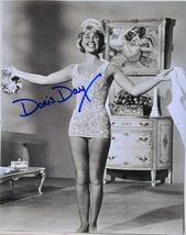 DORIS DAY Signed Photo - The Man Who Knew Too Much, Romance on the High ... - £198.45 GBP