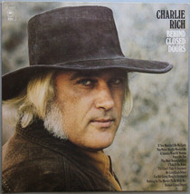 Charlie Rich - Behind Closed Doors (LP) (VG+) - £3.71 GBP