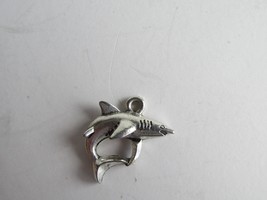 Shark, Charm, Antique Silve, Tibetan Pewter   SK1 - $27.95 MXN