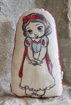 Disney Animators Collection Snow White Decorative Pillow Plush  Polka Dots - £12.58 GBP