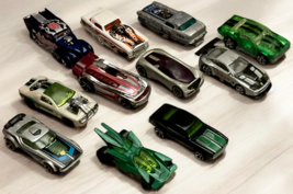 Lot 30 Vintage Hot Wheels Diecast Cars From The 1980'S - 2000'S image 9
