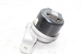 12-19 RANGE ROVER EVOQUE Motor Mount F960 image 9