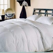 Hotel Grand Oversized 500 Thread Count Damask Stripe White Down Comforter- Full/ - £150.34 GBP