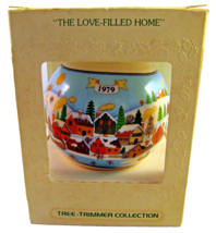 Hallmark The Love Filled Home 1979 Tree Trimmer Collection Unbreakable Ornament - £9.28 GBP