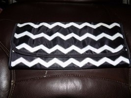 THIRTY-ONE  Foldover Flat Iron Travel Case (877A) Black &amp; White Chevron EUC - £20.37 GBP