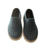 Native Jefferson navy slip on water shoes 10C Excellent condition - $14.14 CAD