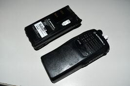 Motorola HT750 UHF 403-470 MHz 4CH Two Way Radio AAH25RDC9AA2AN W6C3 - €32,46 EUR