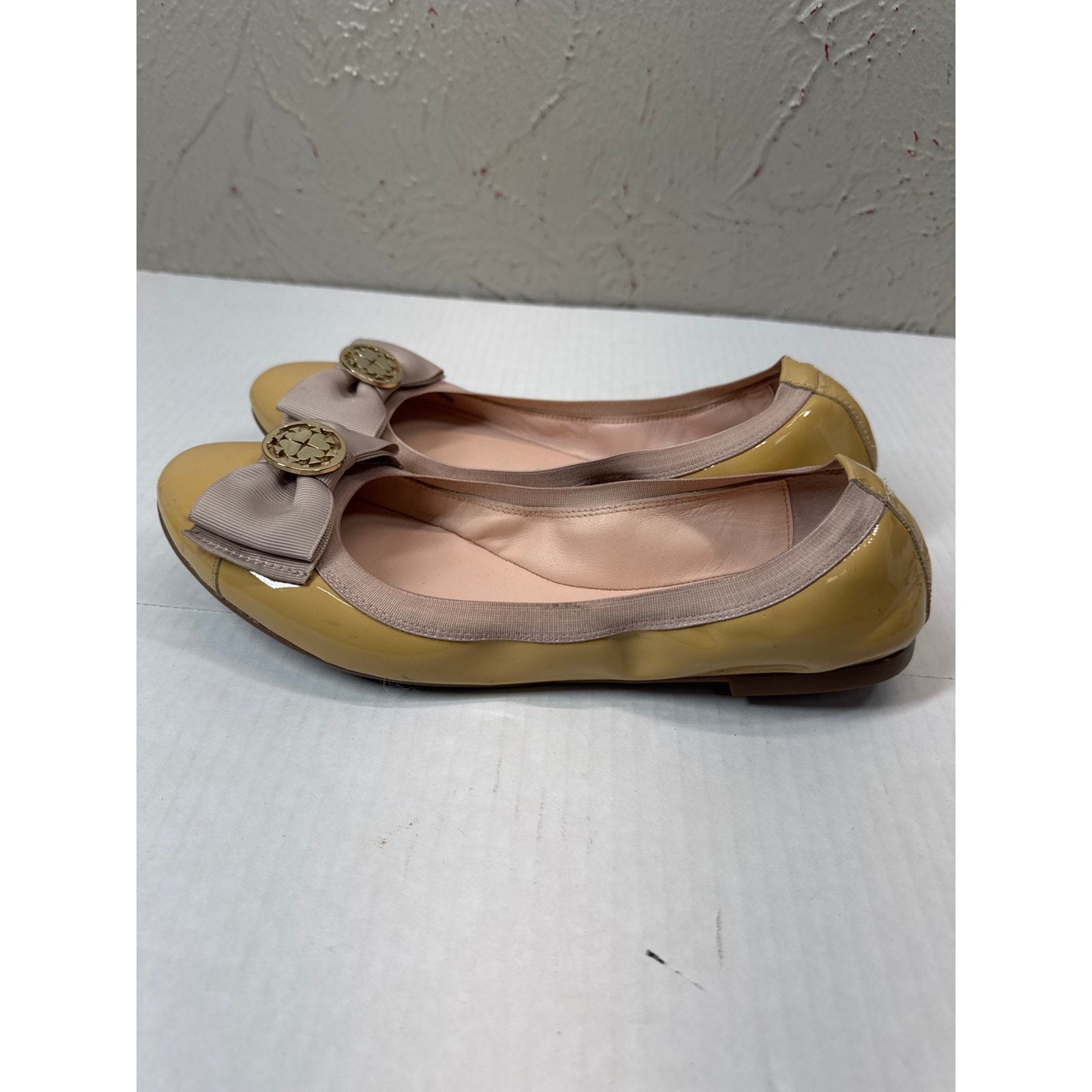 KATE SPADE Nude Patent Leather Ballet Flats With Bow And Elastic Logo Size 7 Item image 2